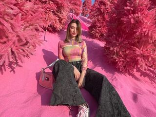 cam girl sex picture LouveniaPranger