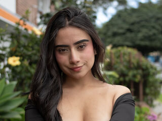 webcam strip tease show MaddieColinss