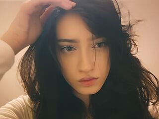 sexy camgirl MaddieSunflower
