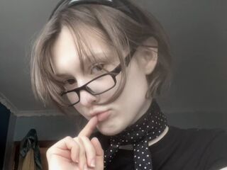naughty camgirl MalvinaGreif