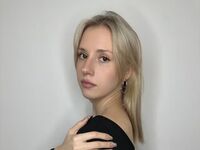 camgirl masturbating with vibrator MarlaPankake