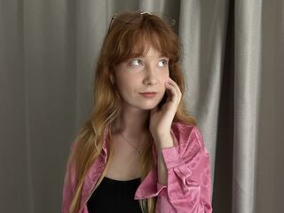 sexy webcam girl MaryellenQazi