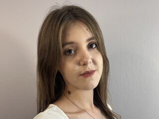 live chatroom MattieSotlar