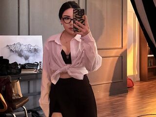 naked camgirl picture MayRenz