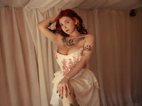 live webcam performer MelanieStoyn