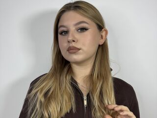 camslut spreading pussy MercedesVaught