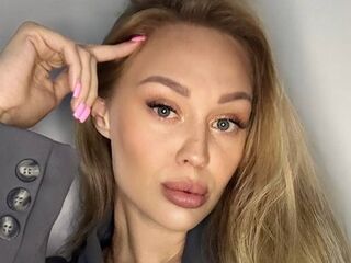 mastubating web cam girl MiaGracey