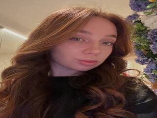 nude cam girl pic MiaIvory