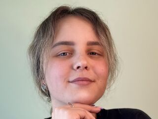 chat room webcam picture MichaeleBendall