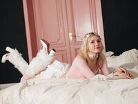 naked webcamgirl MilaKlark