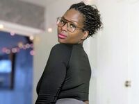 cam girl fingering MilkyMarie