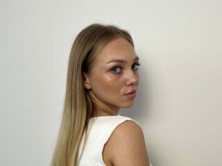 hot girl live webcam MiyokoShimsky