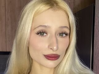 chat room live cam MonicaBarbies