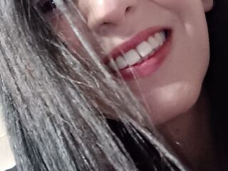 naughty camgirl fingering shaved pussy MonicaFerilli