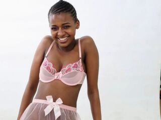 adultcam picture NaomiBrookes