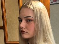 livesex show NicolynMoore