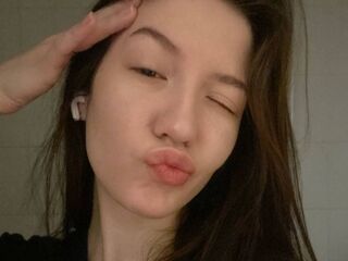 sexy webcam girl NoemiMeservy