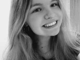 naked webcam girl OneidaWinnike