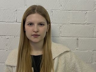 cam girl fingering ParisRoacho