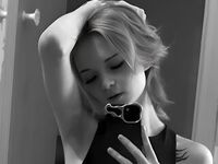 naked cam girl masturbating with dildo PaulinaCundiff