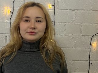 camslut topless PollySausedo