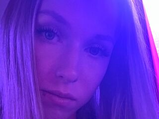 cam girl fingering RocioThoro