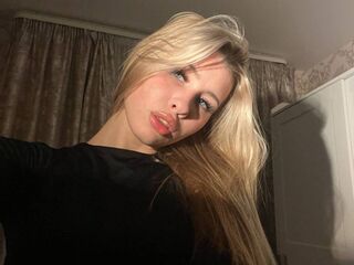 nude webcam girl pic RowanBellamy