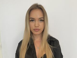 webcam babe chatroom SelenaDepaoli