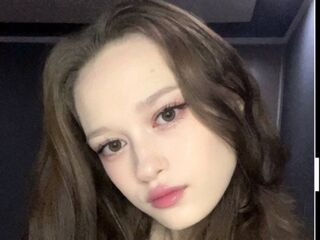 live webcam performer ShariCasbeer