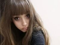 cam girl masturbating with dildo SherDonko