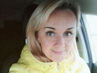 girl cam live SkyKuper