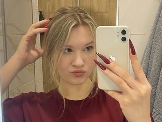 hot girl webcam SkyeDavi