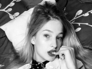 girl webcam SofiaRoud