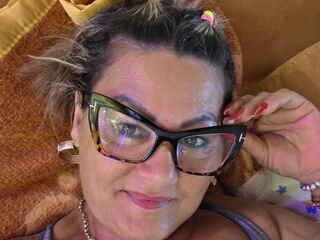 naked camgirl SoniaMoriciove