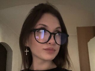 adult cam show TianaGolberg