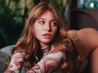 hot cam girl masturbating with vibrator TianaTinn