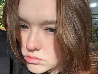 hot cam girl fingering pussy TwannaShumate