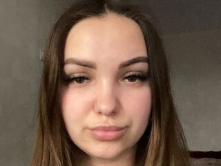 girl fingering pussy TwilaKohel