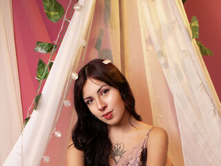 naked camgirl photo ValeryBeaumont