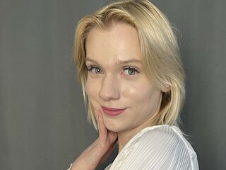 beautiful camgirl YerWhooley