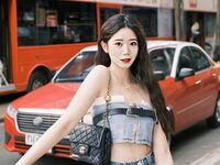 web cam show YiyiChen