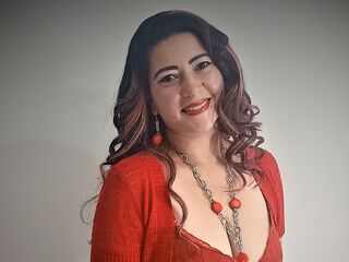 masturbating webcamgirl ZaraArdientes
