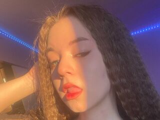camwhore masturbating with dildo ZofiaRambousek